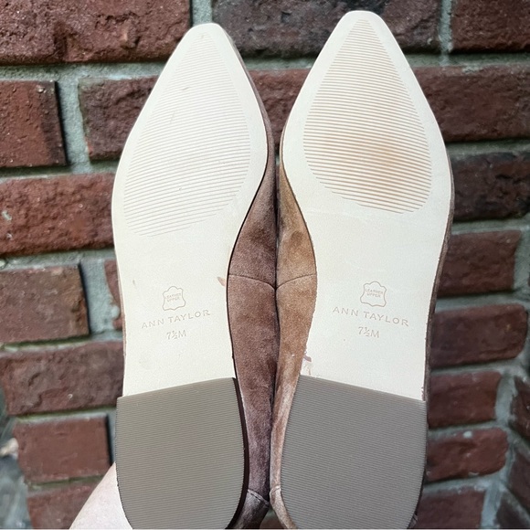 Ann Taylor Tan Suede Pointed Toe Flats Size 7.5 NEW - Picture 5 of 9